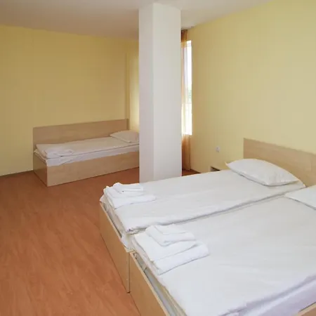 Anixi Aparthotel
